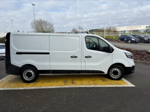 RENAULT TRAFIC III FG L2H1 3T 2.0 BLUE DCI 130CH CONFORT – Image 6